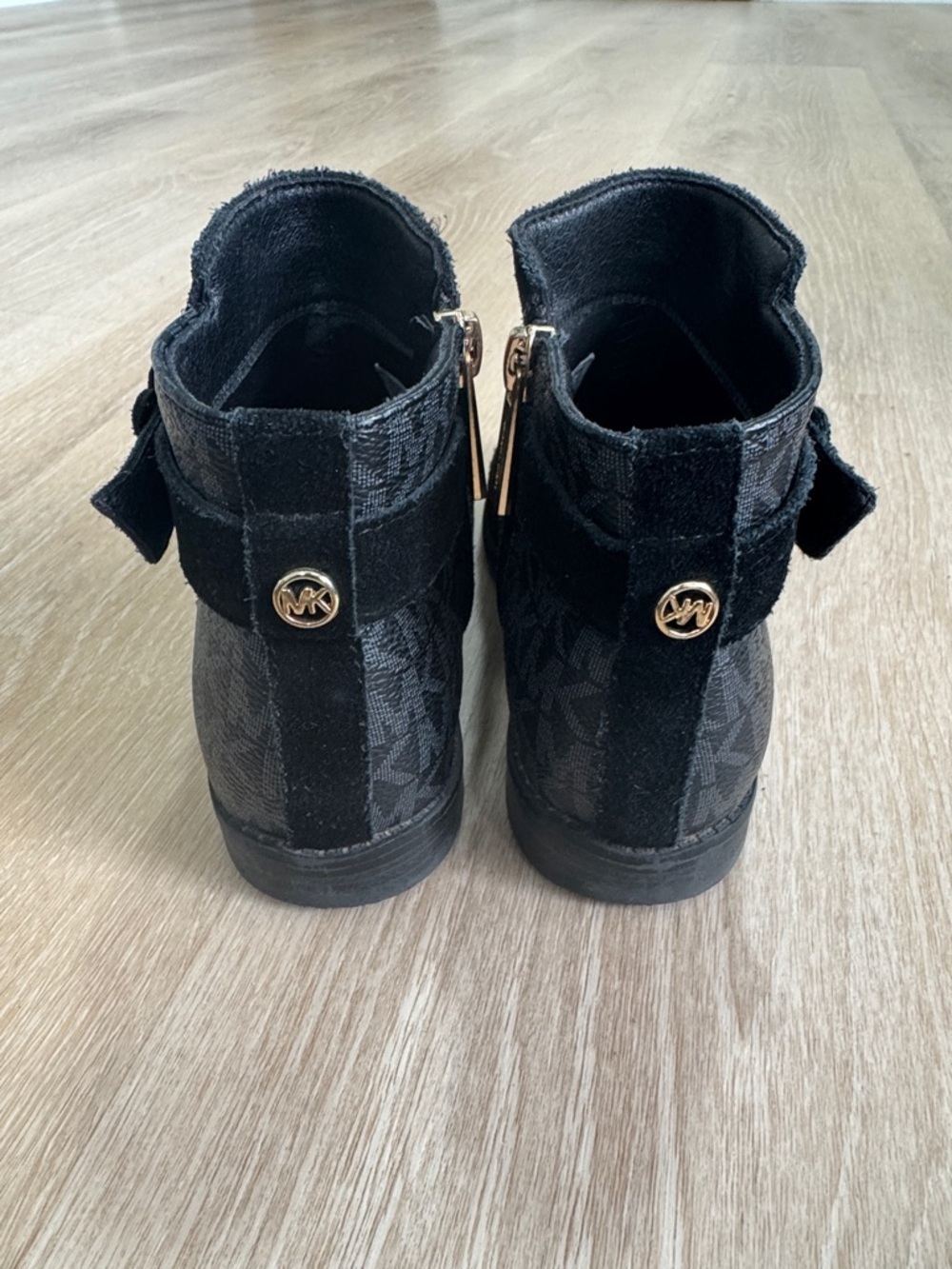 Michael Kors Black Suede Girls Ankle Boots with Flower Accent - Picture 4 of 7